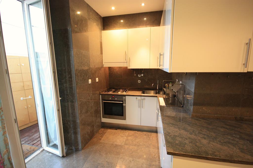 Myplace - Lisbon - Camoes Apartman Kültér fotó