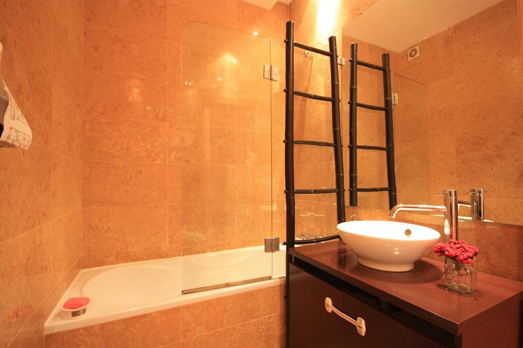 Myplace - Lisbon - Camoes Apartman Kültér fotó