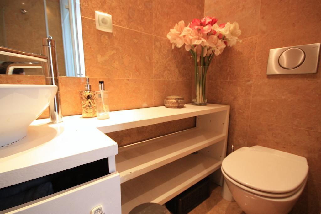 Myplace - Lisbon - Camoes Apartman Szoba fotó
