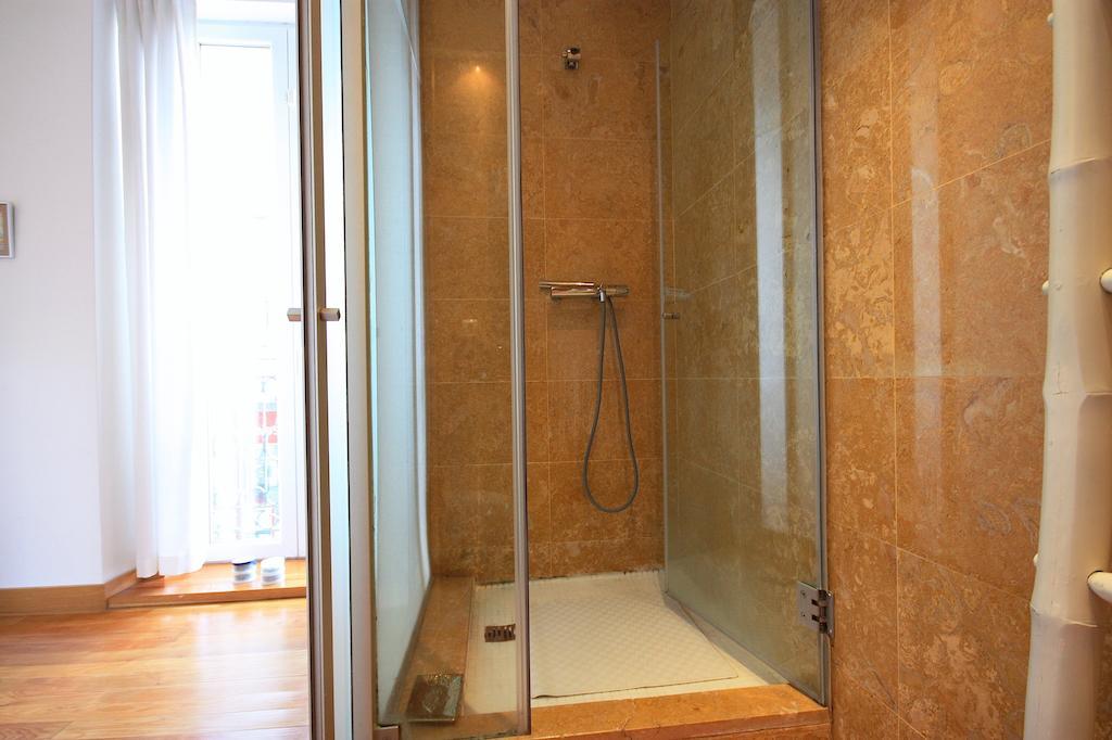 Myplace - Lisbon - Camoes Apartman Kültér fotó