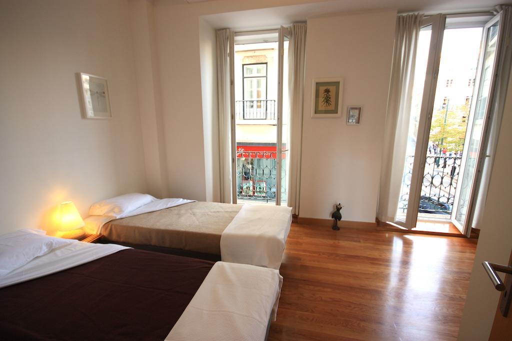 Myplace - Lisbon - Camoes Apartman Szoba fotó